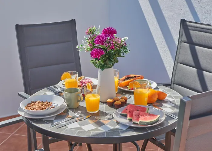 Maria De Timanfaya - Sea And Mountains Views, Pool, Wifi, 15 Minutes Walk To Marina Rubicon Tatil Evi