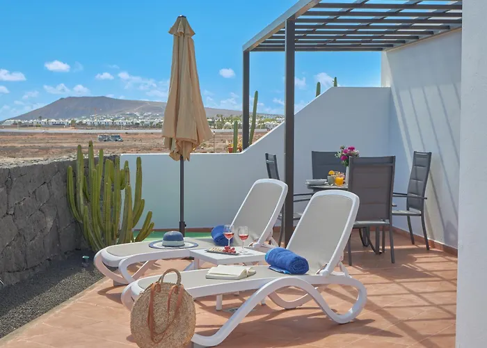 Tatil Evi Maria De Timanfaya - Sea And Mountains Views, Pool, Wifi, 15 Minutes Walk To Marina Rubicon Playa Blanca