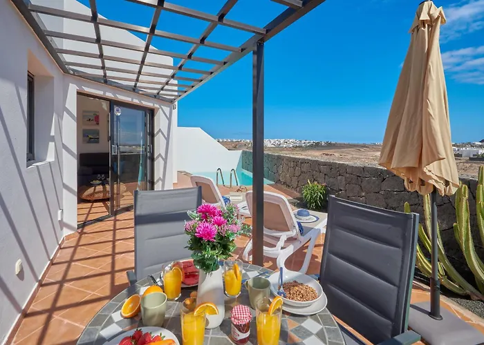 Tatil Evi Maria De Timanfaya - Sea And Mountains Views, Pool, Wifi, 15 Minutes Walk To Marina Rubicon *