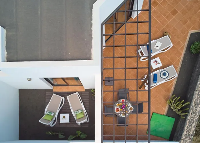 Maria De Timanfaya - Sea And Mountains Views, Pool, Wifi, 15 Minutes Walk To Marina Rubicon Playa Blanca