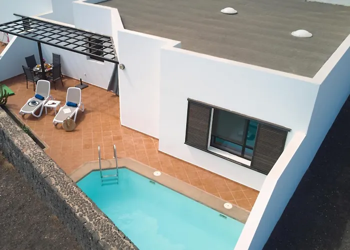 Tatil Evi Maria De Timanfaya - Sea And Mountains Views, Pool, Wifi, 15 Minutes Walk To Marina Rubicon Playa Blanca