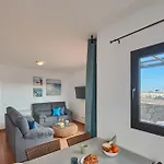 Maria De Timanfaya - Sea And Mountains Views, Pool, Wifi, 15 Minutes Walk To Marina Rubicon *