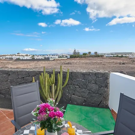 Maria De Timanfaya - Sea And Mountains Views, Pool, Wifi, 15 Minutes Walk To Marina Rubicon Holiday home *