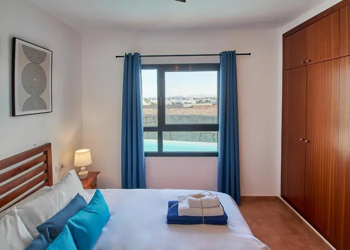 Maria De Timanfaya - Sea And Mountains Views, Pool, Wifi, 15 Minutes Walk To Marina Rubicon Playa Blanca (Lanzarote)