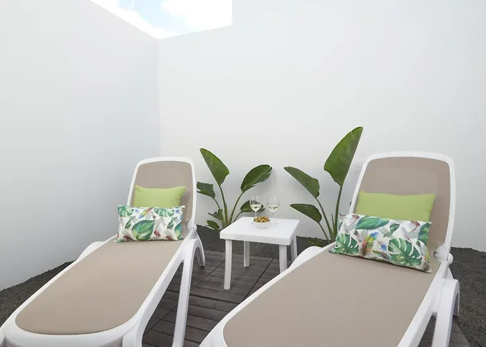 Maria De Timanfaya - Sea And Mountains Views, Pool, Wifi, 15 Minutes Walk To Marina Rubicon Holiday home *