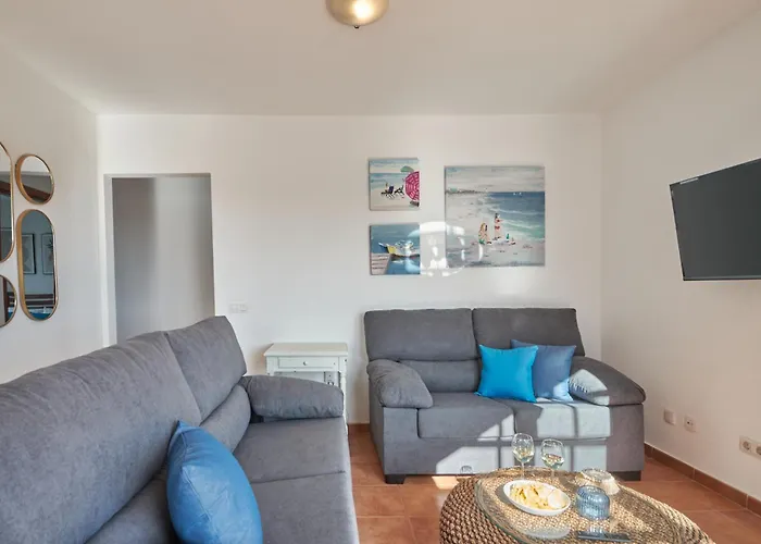 Maria De Timanfaya - Sea And Mountains Views, Pool, Wifi, 15 Minutes Walk To Marina Rubicon *