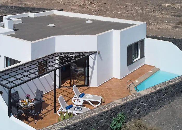 Maria De Timanfaya - Sea And Mountains Views, Pool, Wifi, 15 Minutes Walk To Marina Rubicon