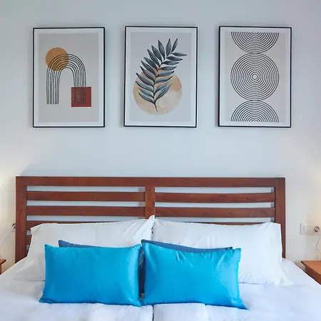 Semesterbostad Maria De Timanfaya - Sea And Mountains Views, Pool, Wifi, 15 Minutes Walk To Marina Rubicon Playa Blanca (Lanzarote)